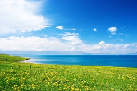 Best Time to Visit Xinjiang: When It’s Most Beautiful and Affordable