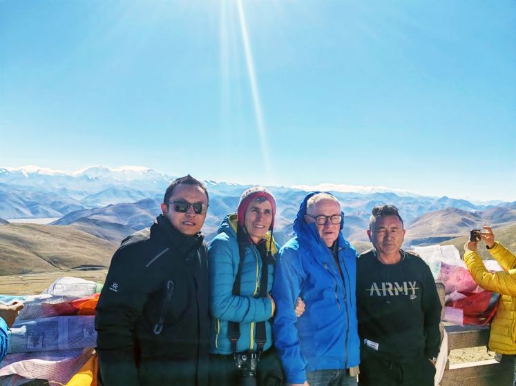 9 Days Lhasa Shigatse EBC Panorama Tibet Group Tour with Yamdrok and Namtso Lake