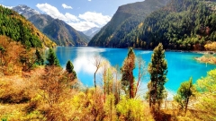 Jiuzhaigou National Park - How to Visit, How to Get There, Best Times