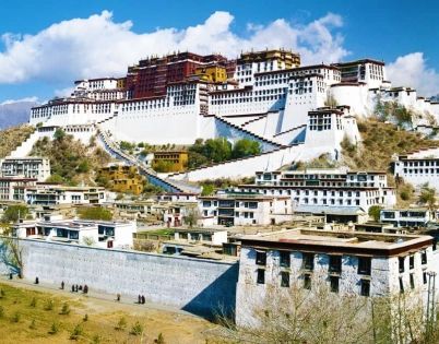 Exploring the Legacy of the Potala Palace: Beyond the Tourist Crowds
