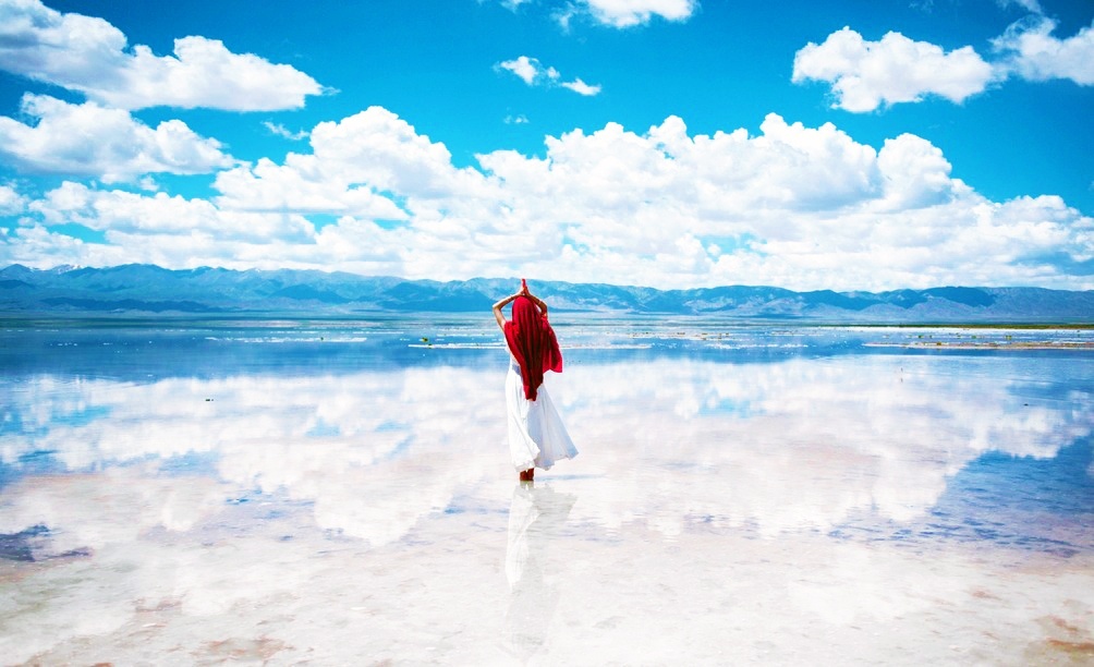 10-Day Silk Road Tour: Dunhuang, Mogao Caves, Urumqi & More