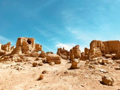 Explore the Best of Xinjiang from Urumqi: 12 Must-Visit Attractions + Weather, Transport & Hotel Guide