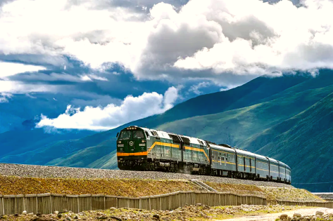 Tibet Weather in August: A High-Altitude Summer of Culture and Natural Beauty