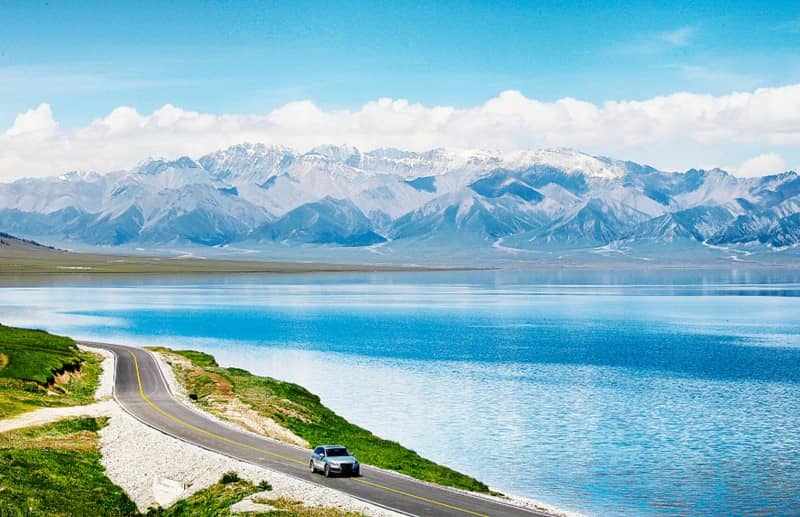 9-Day Xinjiang Duku Highway Tour: Urumqi, Kanas, Hemu, Sailimu Lake & More