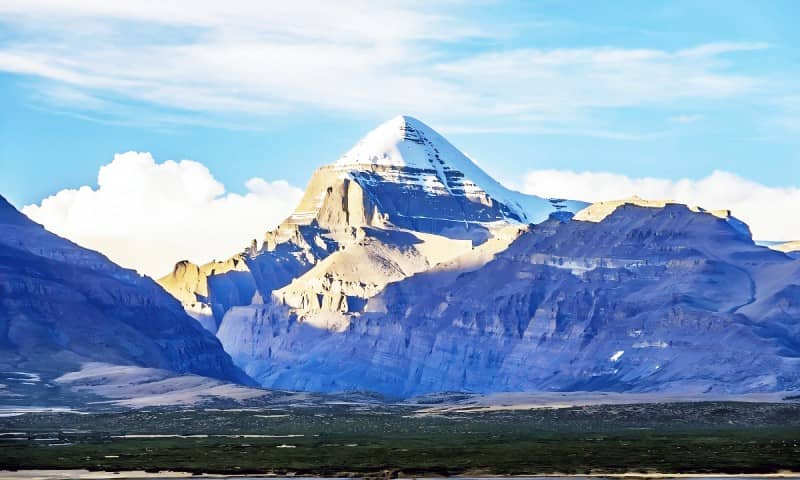 11-Day Ngari Discovery Tibet Tour: Kailash, Lake Manasarovar, Lhasa, Everest, Yamdrok Lake & More