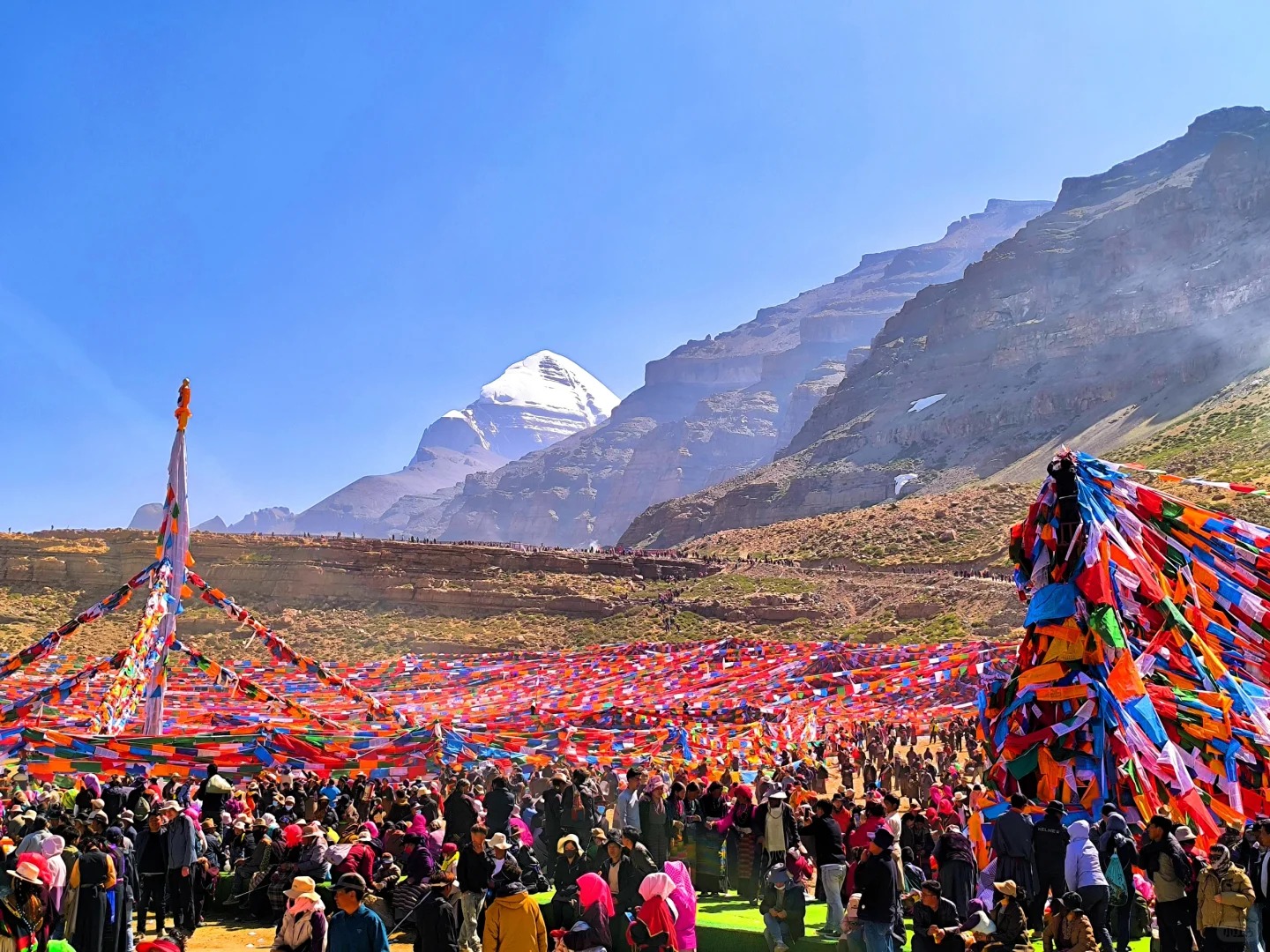 15-Day Mount Kailash Pilgrimage Tour: Ngari, Lake Manasarovar, Lhasa, E.B.C. & More