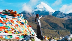 15-Day Mount Kailash Pilgrimage Tour: Ngari, Lake Manasarovar, Lhasa, E.B.C. & More