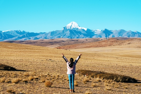 11-Day Ngari Discovery Tibet Tour: Kailash, Lake Manasarovar, Lhasa, Everest, Yamdrok Lake & More