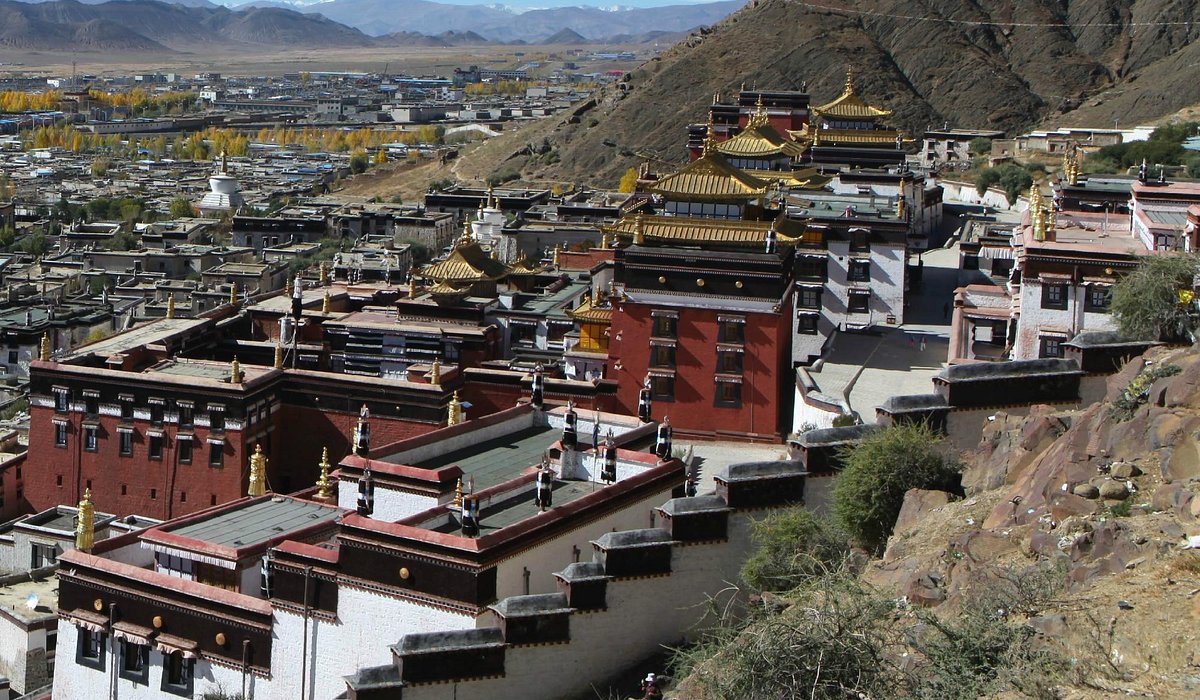 tashilunpo-monastery
