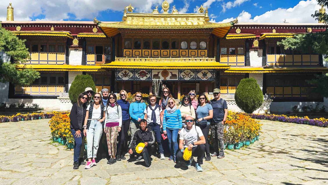 8-Day Classic Tibet Tour: Lhasa, Everest, Namtso & More