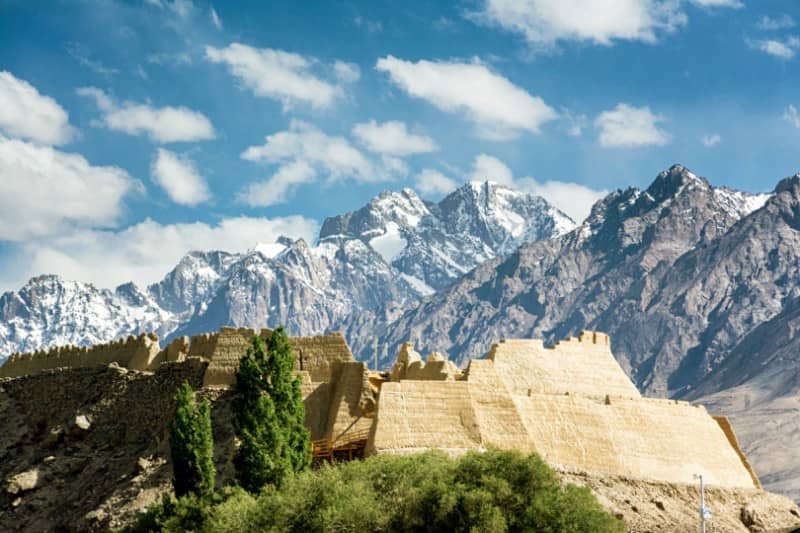 Explore Xinjiang: The Timeless Crossroads of Culture and Landscape
