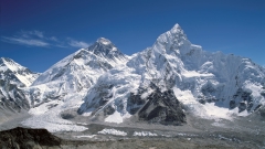 Everest Base Camp Tibet vs Nepal: Which Side Is Better