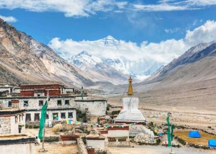 Rongbuk Monastery Guide: Visiting the World’s Highest Monastery