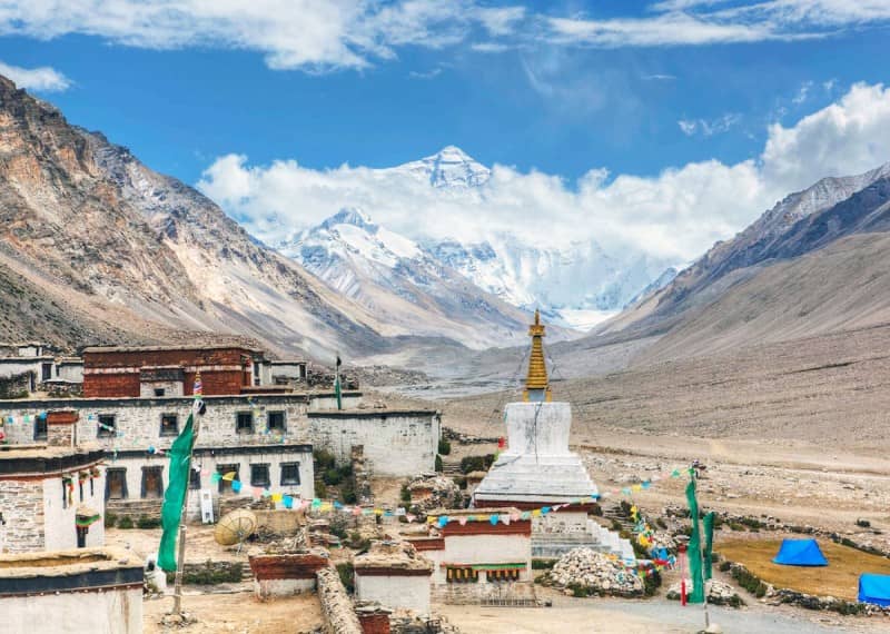 13-Day Autumn Exclusive Deluxe Tibet Tour via Flights and Trains: Ranwu Lake, Everest, Lhasa, Nyingchi, Bomi & More