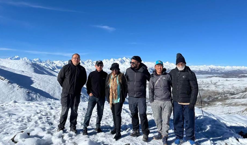 Ultimate 9-Day Everest & Ngari Itinerary: Discover Yamdrok Lake, Kailash, and Hidden Gems