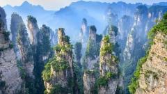 6D5N Zhangjiajie Tour: Zhangjiajie Forest Park, Grand Canyon Glass Bridge, Tianmen Mountain & More