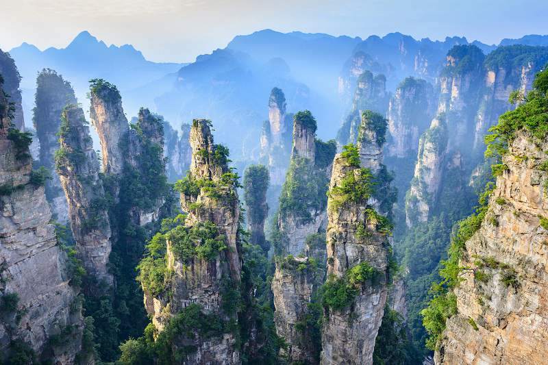 6D5N Zhangjiajie Tour: Zhangjiajie Forest Park, Grand Canyon Glass Bridge, Tianmen Mountain & More