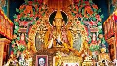 Timeless Sanctuaries: A Travel Guide to the Most Famous Tibetan Monasteries and Temples