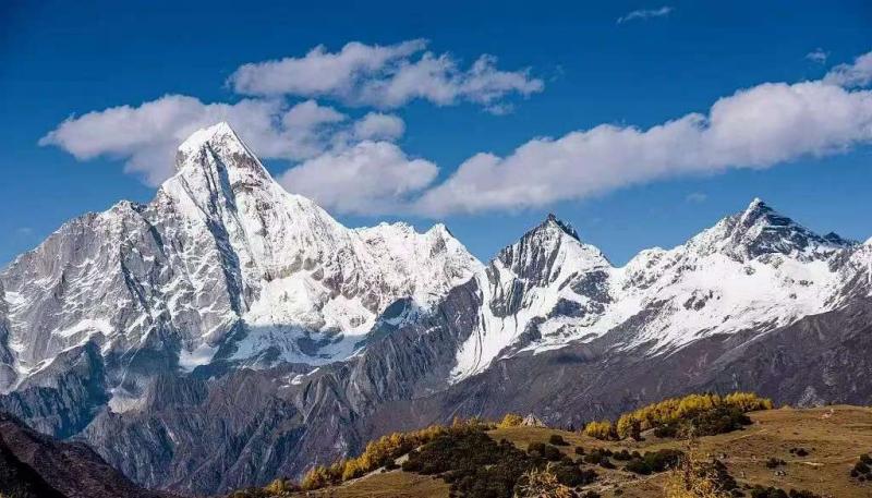 5-day Sichuan Small Group Tour: Daocheng Yading, Kangding, Siguniang Mountain