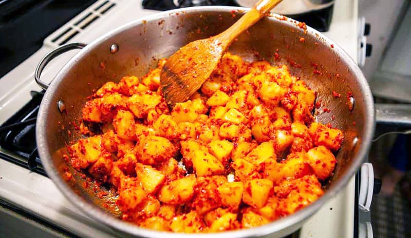 shogo khatsa spicy potato stew