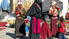 How to Travel from Hong Kong to Lhasa: Your Complete 2025 Guide
