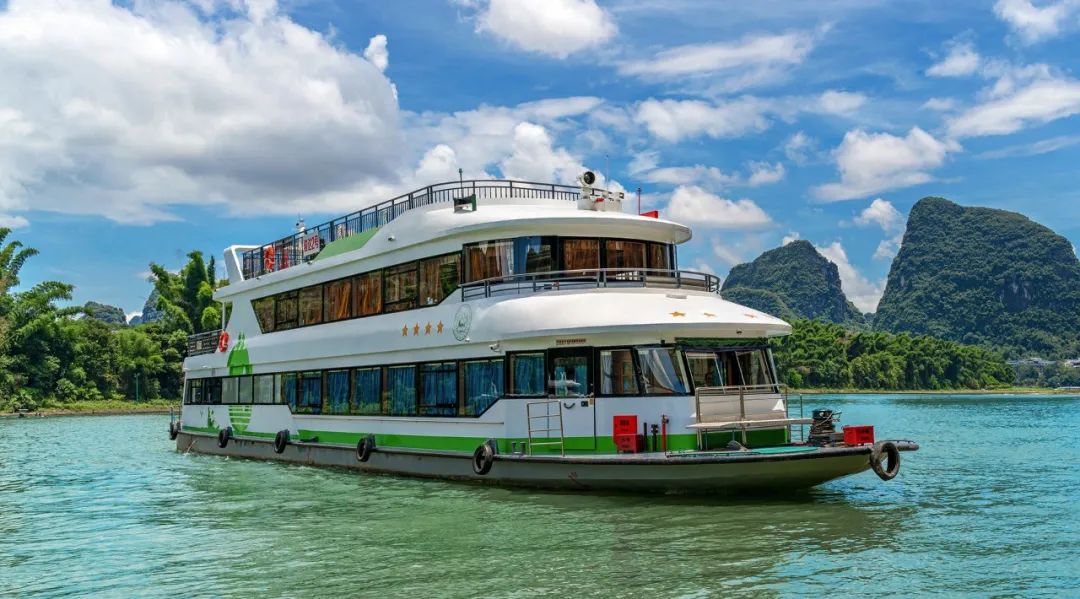 10-Day Beijing · Xian · Guilin · Shanghai Tour: Chinese Classic Cultural Tour