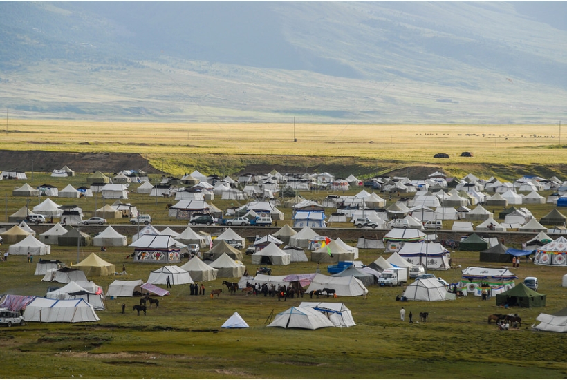 9-Day Scenic Tibet Journey – Tagong, Ranwu Lake, Midui Glacier, Lulang Forest & Lhasa