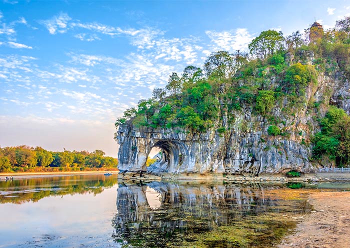 10-Day Beijing · Xian · Guilin · Shanghai Tour: Chinese Classic Cultural Tour