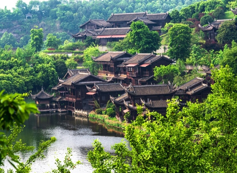 6-Day Deluxe Yunnan Tour: Lijiang , Dali, Kunming& Snow Mountains
