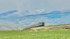 Qinghai-Tibet Railway Guide: How to Travel to Lhasa by Train