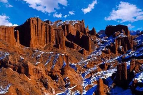 Tianshan Grand Canyon