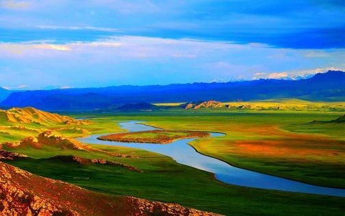 Bayanbulak Grassland: Xinjiang’s Alpine Paradise of Rivers, Wetlands and Snow Mountains