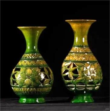 Xinjiang’s Unique Handicrafts and Shopping Guide