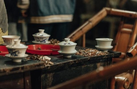 What It’s Like to Attend a Tea Ceremony in Sichuan