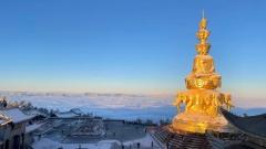Mount Emei Height & Itinerary Guide: What to Expect at 3,099m
