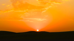 Xinjiang Time Difference: See Two Sunsets in One Day