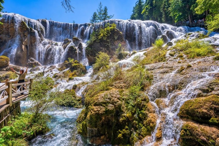 How Much Does a Trip to Jiuzhaigou Cost?
