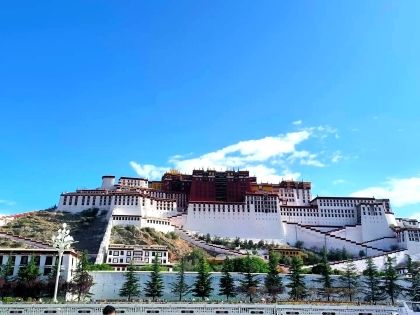 Tibet in July & August: Weather, What to Wear, and Where to Go