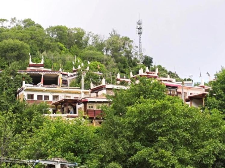 Western Sichuan Loop Travel Guide: Scenic & Cultural Highlights