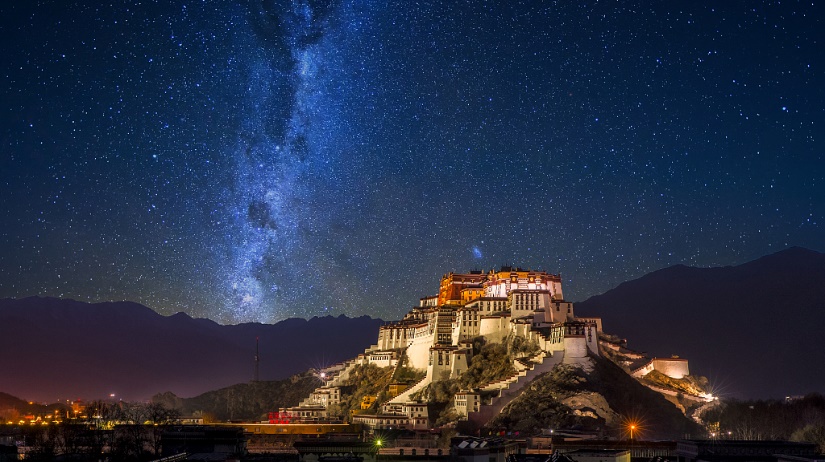 Potala Palace at night