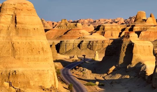 Discovering Karamay’s Ghost City: Wind-Carved Wonders of the Desert