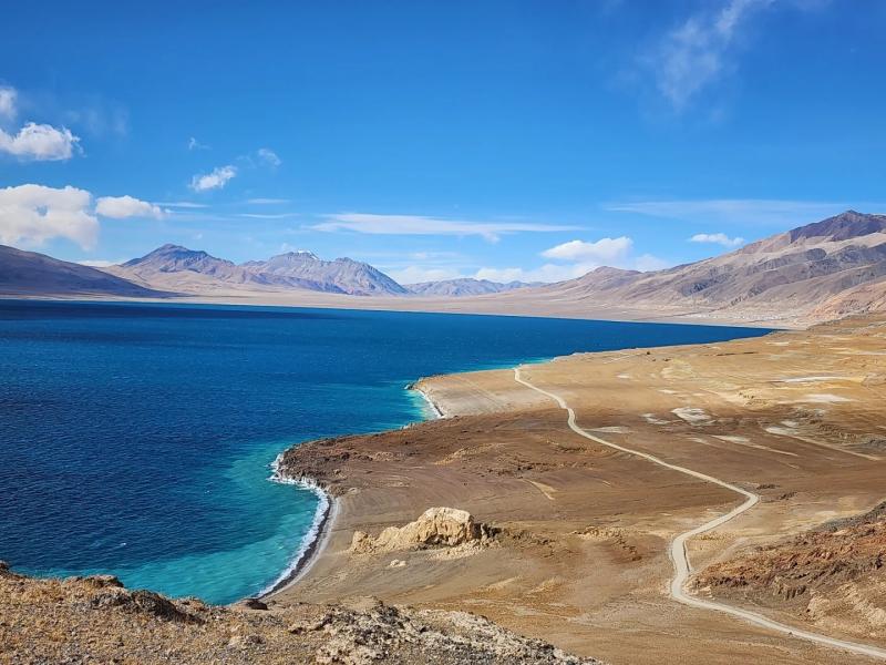 Tibet’s Most Beautiful Lakes: The Stunning Gems of the Plateau