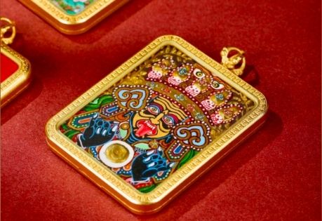 Tibetan Handicrafts: Souvenirs Worth Bringing Home