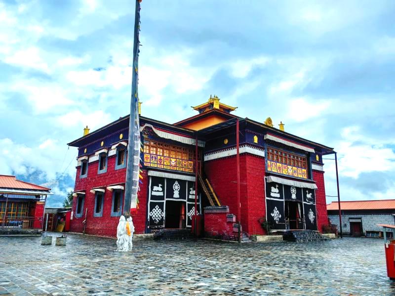 Exploring Tibet’s Border Towns: Gyirong, Yadong & Zhangmu