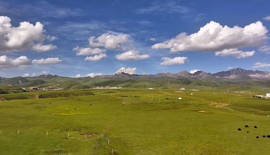 Tagong Grassland: Horse Riding and Tibetan Culture in Sichuan