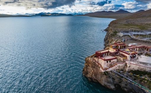 Hidden Lakes of Tibet: Exploring the Lesser-Known Gems