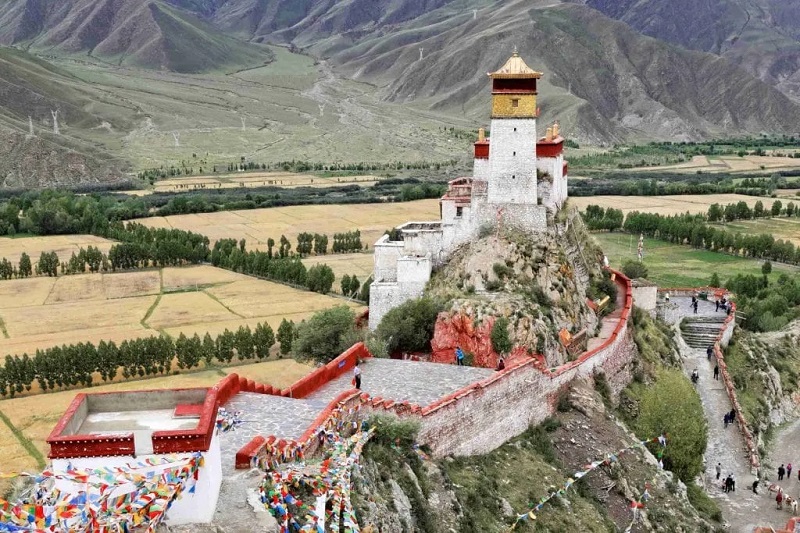 7 Days Ganden Monastery to Samye Monastery Trekking Tour