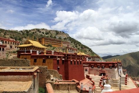 Ging Monastery Tibetan Monks – Life, Rituals, Education & Top Monasteries - China ...