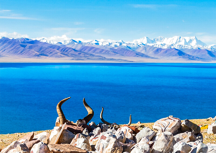 10-Day Tibet Classic Temple Tour: Lhasa, Everest Base Camp & Sera Monastic Debates