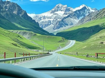 Self-Driving in Xinjiang: What You Need to Know